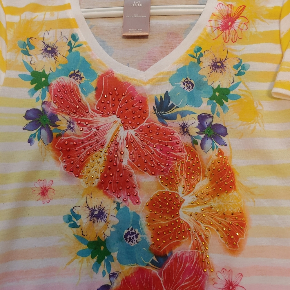 Tropical Tee - Picture 3 of 4